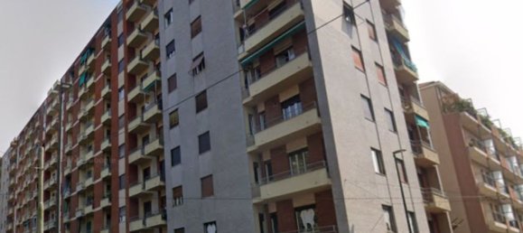 16m² Garage in Turin, Italy No. 59797 3