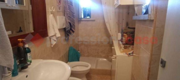 2-salle Appartement à Uggiano la Chiesa, Italy No. 350426 14