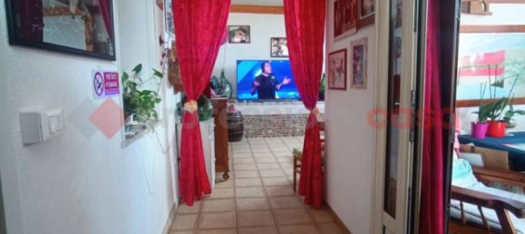 2-salle Appartement à Uggiano la Chiesa, Italy No. 350426 18