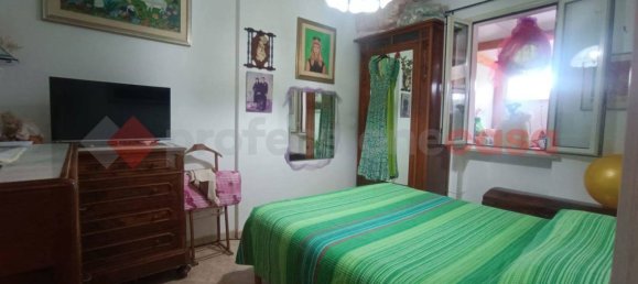 2-salle Appartement à Uggiano la Chiesa, Italy No. 350426 11