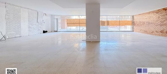 274m² Commercial property in Mataro, Spain No. 138285 11