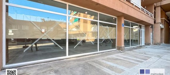 274m² Commercial property in Mataro, Spain No. 138285 21