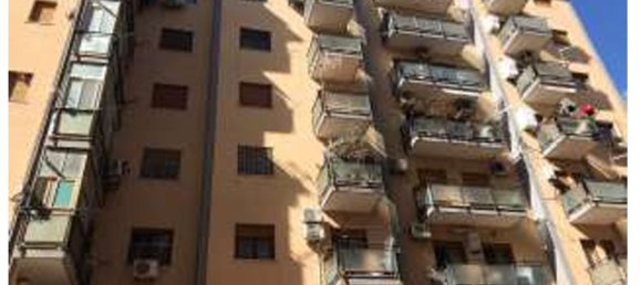 5 rooms Apartment in Palermo, Italy No. 50431 3