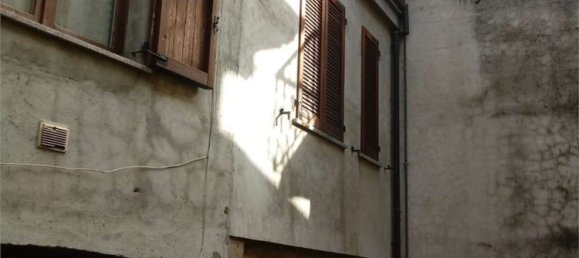 5 غرف نوم شقة في Cuasso al Monte, Italy رقم 126037 5