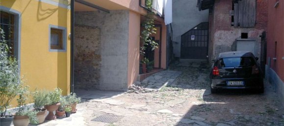 5 غرف نوم شقة في Cuasso al Monte, Italy رقم 126037 2