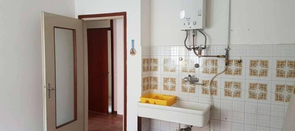 3-salle Appartement à Carnago, Italy No. 71678 9