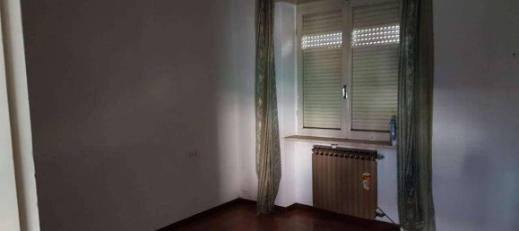 3-salle Appartement à Carnago, Italy No. 71678 11