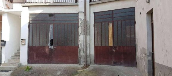 3-salle Appartement à Carnago, Italy No. 71678 16