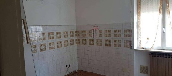 3-salle Appartement à Carnago, Italy No. 71678 10