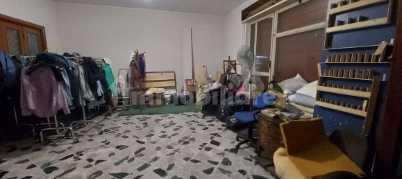 5 bedrooms Apartment in Palermo, Italy No. 46481 9