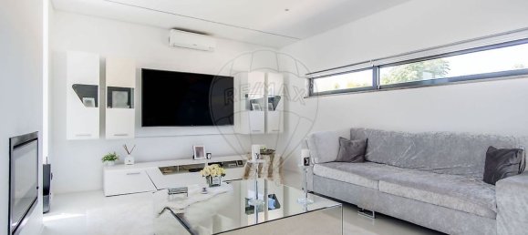 4 bedrooms House in Quarteira, Portugal No. 182598 3