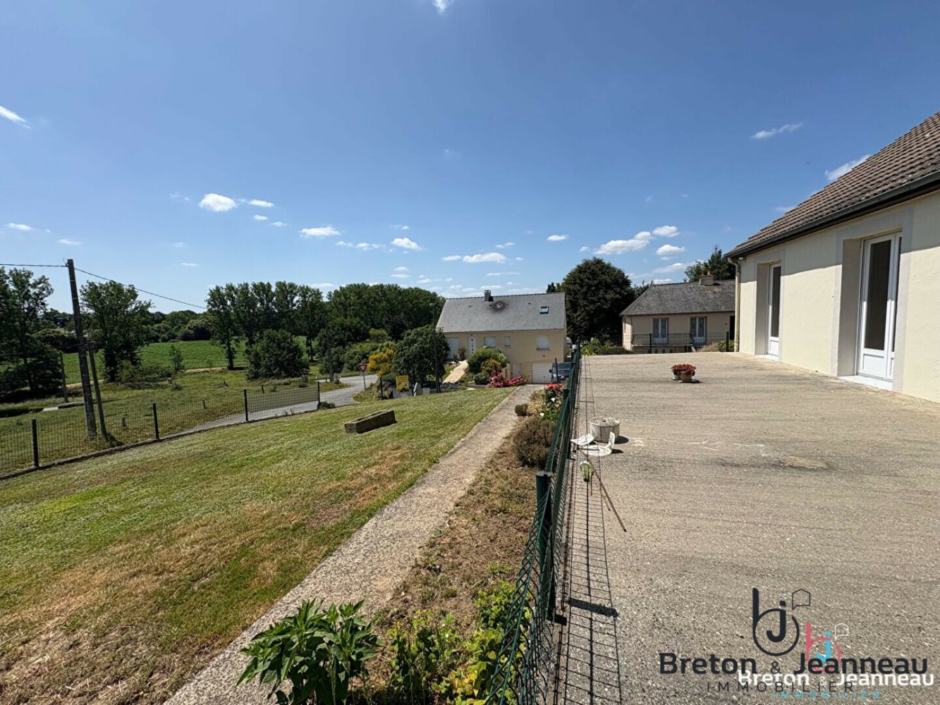 3 chambres Maison à Mayenne, France No. 357888