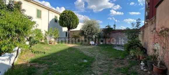 3 غرف نوم منزل في Verona, Italy رقم 277250 22