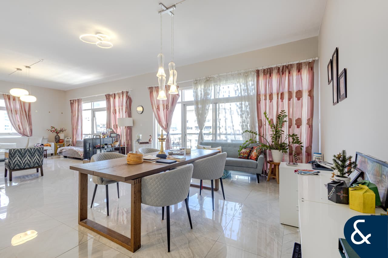 Квартира с 3 спальнями в Greens, ОАЭ № 113562