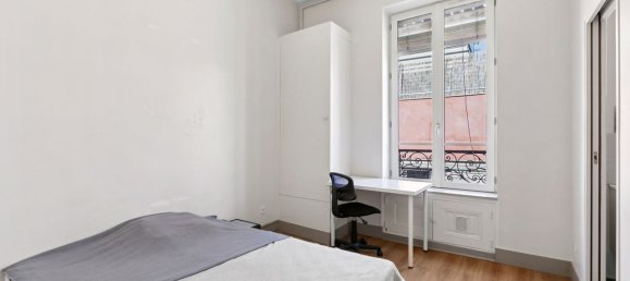 4 bedrooms Apartment in Villeurbanne, France No. 335409 9