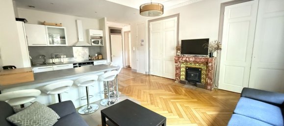 4 bedrooms Apartment in Villeurbanne, France No. 335409 7