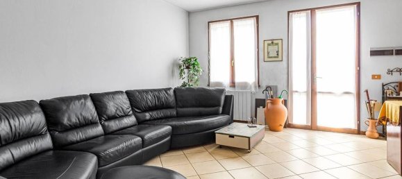 5غرفة منزل في Ravenna, Italy رقم 100634 3