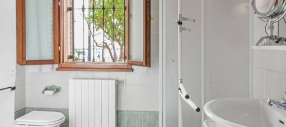 5غرفة منزل في Ravenna, Italy رقم 100634 22