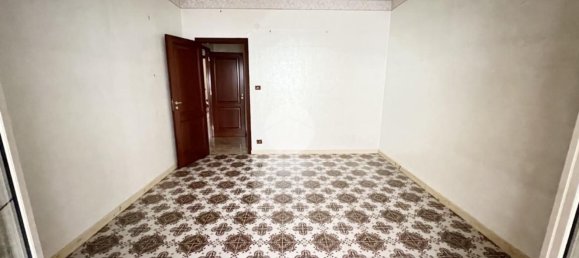 Apartamento de 4 habitaciónes en Palermo, Italy No. 135017 27