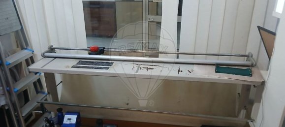 18m² Commercial property in Porto, Portugal No. 161827 4