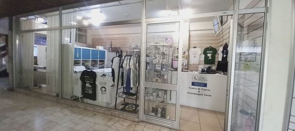 18m² Commercial property in Porto, Portugal No. 161827 7