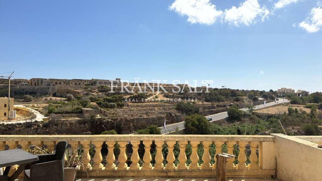 Penthouse T2 em Ghajnsielem, Malta N.º 5483