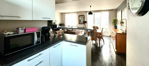 2 Schlafzimmer Wohnung in Laval, France, Nr. 98299 4