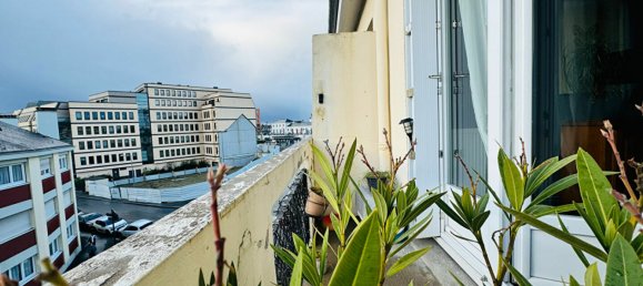 2 Schlafzimmer Wohnung in Laval, France, Nr. 98299 3