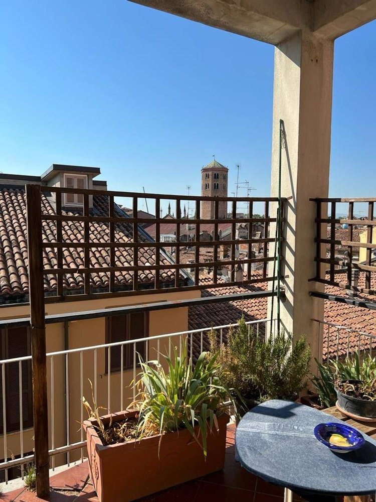 Apartamento de 7 habitaciónes en Piacenza, Italy No. 221262