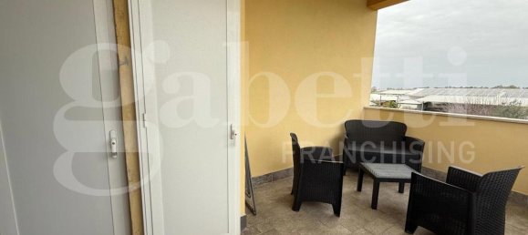 3-salle Appartement à Anzio, Italy No. 41256 5