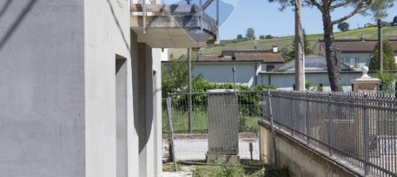3 rooms Apartment in Ostra, Italy No. 2664 12