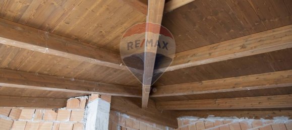 3 rooms Apartment in Ostra, Italy No. 2664 3