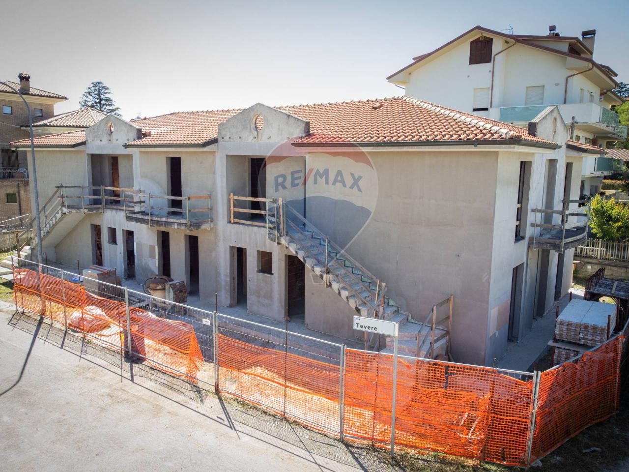 3 rooms Apartment in Ostra, Italy No. 2664