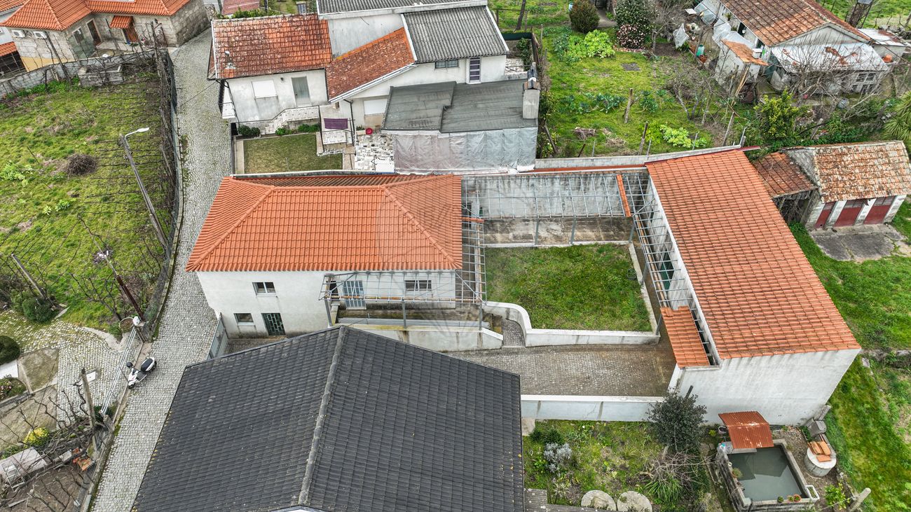 2 bedrooms House in Lousada, Portugal No. 16380