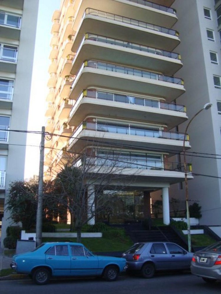 3 bedrooms Apartment in Mar del Plata, Argentina No. 100304