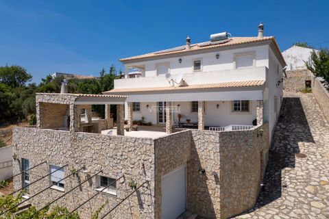 Вилла с 4 спальнями в Сан Браш ди Алпортел, Португалия № 221771