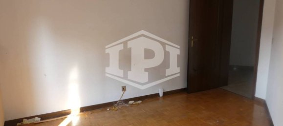 3 bedrooms Apartment in Padua, Italy No. 288847 16
