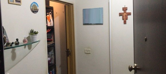 2-salle Appartement à Taranto, Italy No. 113570 2