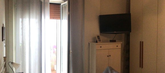 2-salle Appartement à Taranto, Italy No. 113570 9