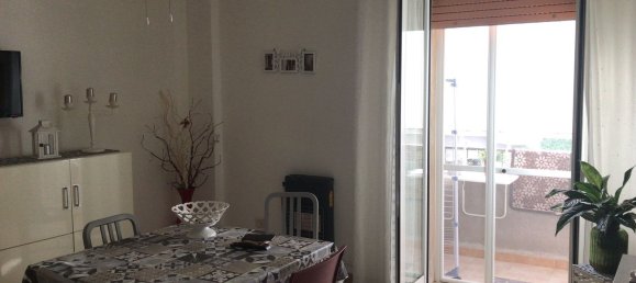 2-salle Appartement à Taranto, Italy No. 113570 7