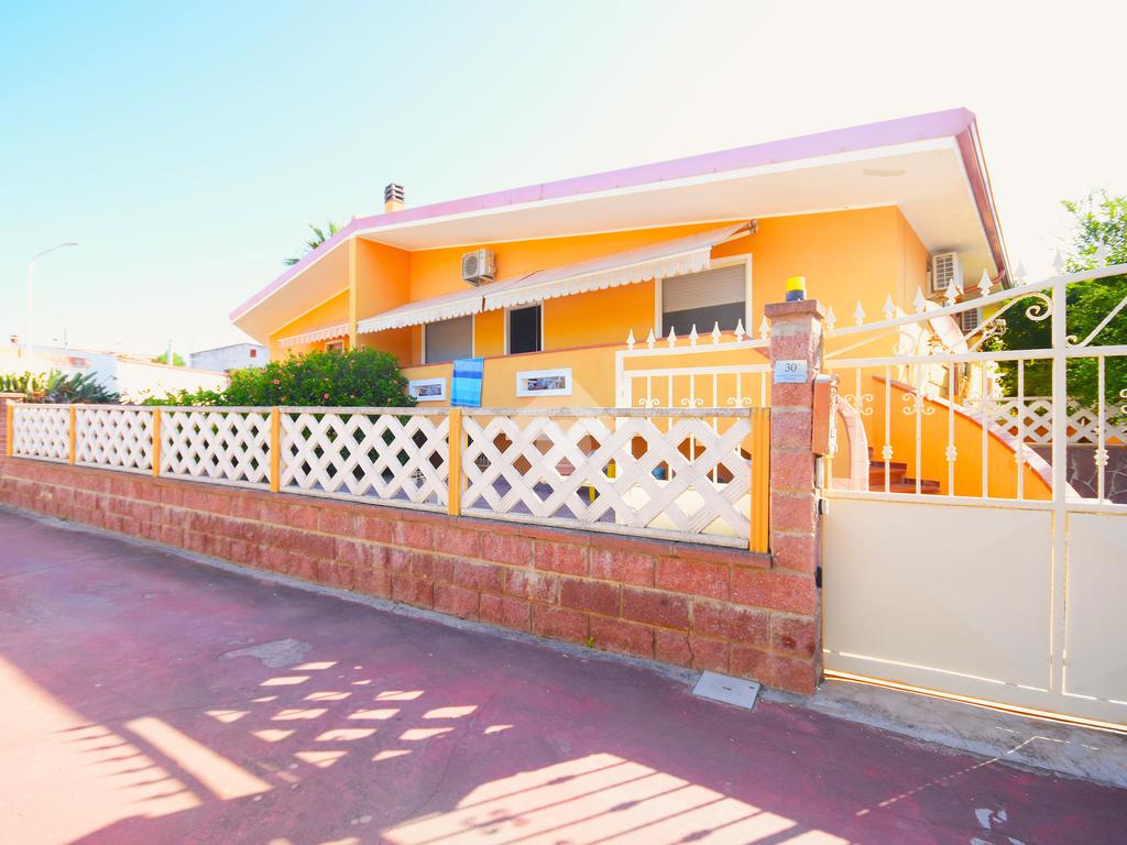 3 bedrooms Villa in Sardinia, Italy No. 287136