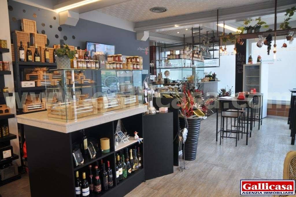 2 rooms Commercial property in Palazzolo sull'Oglio, Italy No. 260173