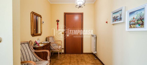 2 bedrooms Apartment in Fontevivo, Italy No. 59091 3
