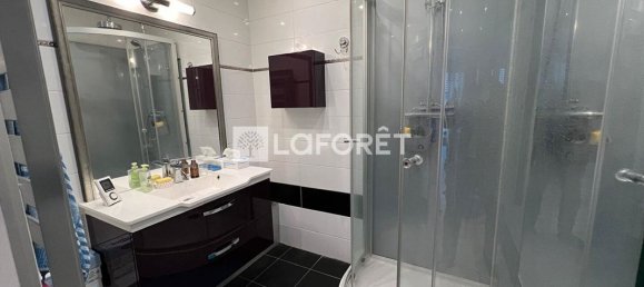 1 bedroom Apartment in Luisant, France No. 235860 4