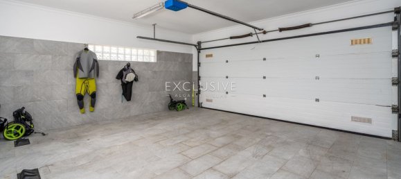 Вилла с 4 спальнями в Лагоа, Португалия № 104626 42