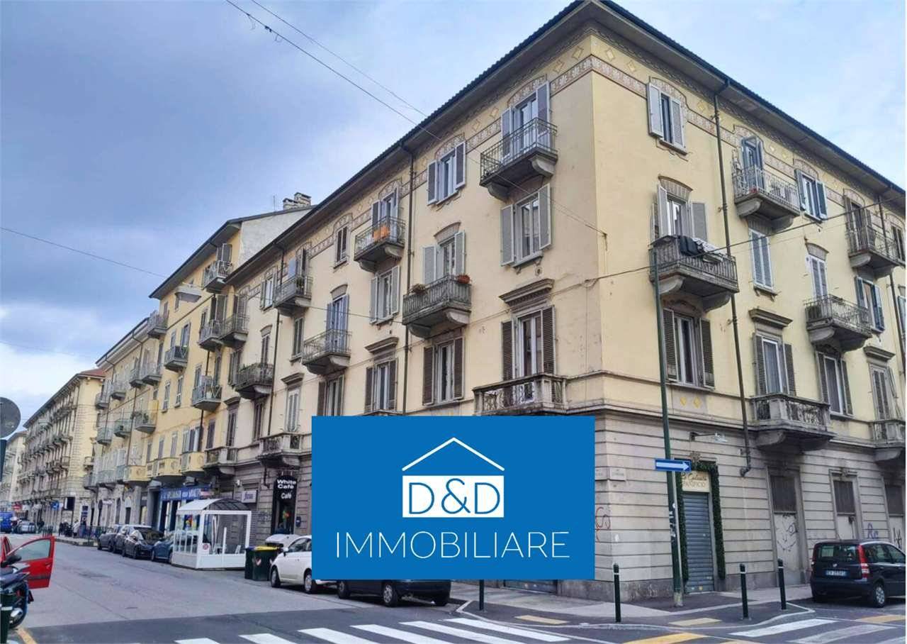 2 bedrooms Apartment in Turin, Italy No. 12204