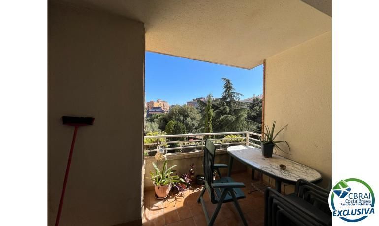 4 bedrooms Apartment in Figueres, Spain No. 209883