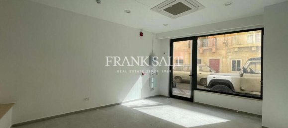 37m² Office in Saint Julian's, Malta No. 11958 2