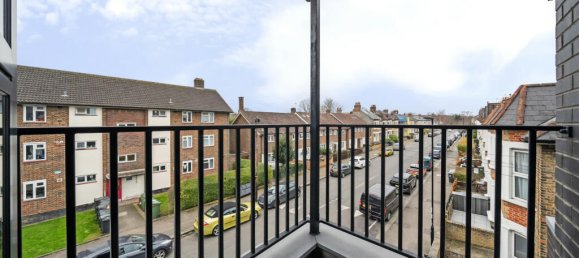 2 bedrooms Apartment in London, United Kingdom No. 7592 4