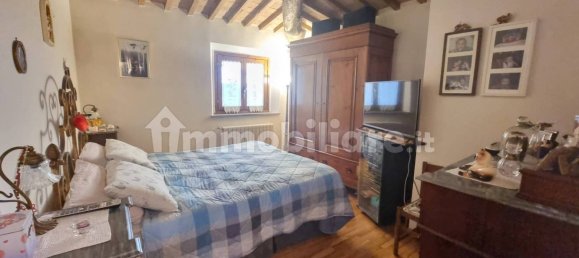 2 bedrooms House in Montespertoli, Italy No. 43961 3